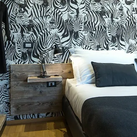 Mercatovecchio Luxury Suites Udine Esterno foto